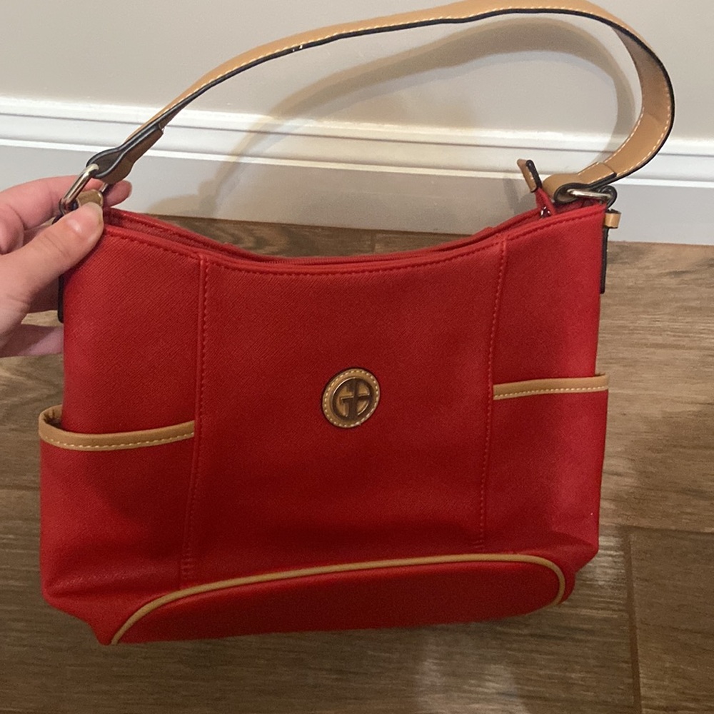 Giani Bernini Red and Tan Hobo Bag - Picture 2 of 8